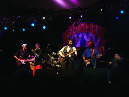 Dave Pegg, Ric Sanders, Jerry Donahue, Maartin Allcock & Dave Swarbrick